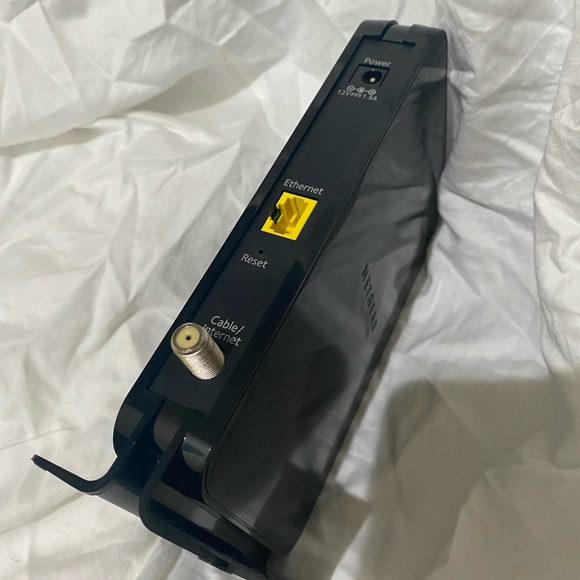 Netgear modem - Picture 2 of 5